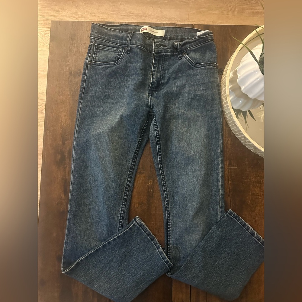 Levi’s Blue Straight Leg Jeans with Medium Wash